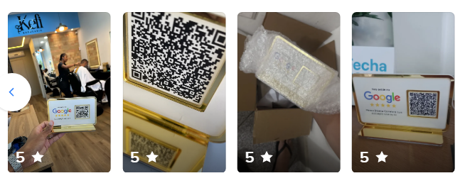Placas entregues a clientes e instaladas em estabelecimentos